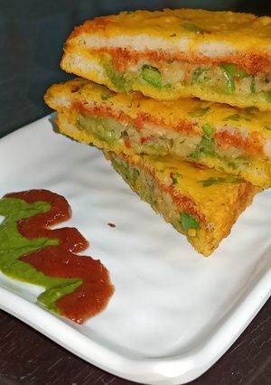 બ્રેડ પકોડા (Bread Pakora Recipe In Gujarati) રેસીપી મુખ્ય ફોટો