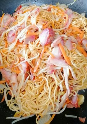 A picture of Simply Chow Mien.
