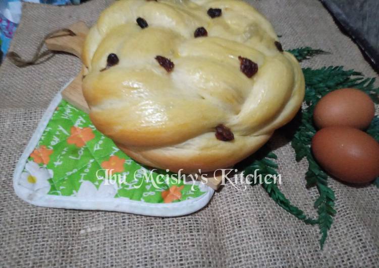 Recipe: Perfect Challah Braided Bread Kismis