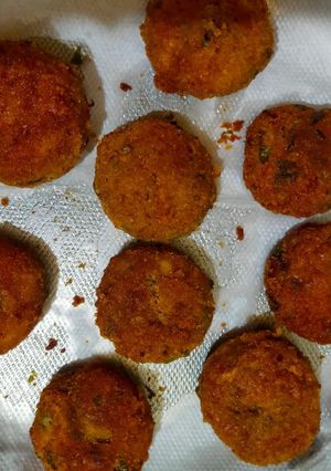 वेज कटलेट(veg cutlet recipe in hindi) रेसिपी मुख्य फोटो