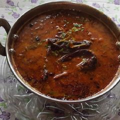 A picture of Restaurant style Dal tadka.