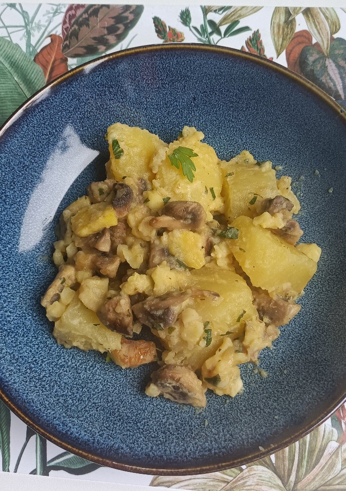 Una foto de Sartén de patatas, castañas y champiñones a la mostaza