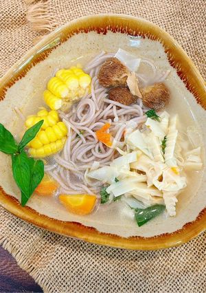Hình của món Bún Gạo Lứt Măng Tươi.