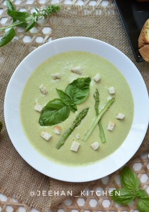 Foto resep Creamy Asparagus Soup
