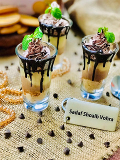 A picture of Chocolate Eclair Dessert shots.
