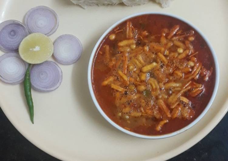 Recipe of Speedy ❤Misal Pav❤