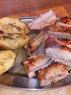 Una foto de Costillas a la sidra y mostaza🍖🍾