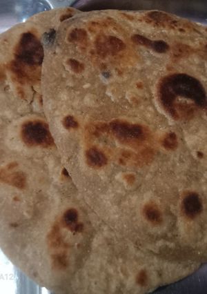 A picture of Crispy onion 🧅 paratha.