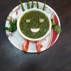 A picture of Indian Hari Dhaniya Chutney.