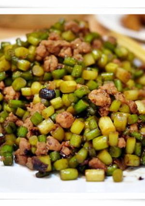 蒜苔蒼蠅頭 的食譜成品照片