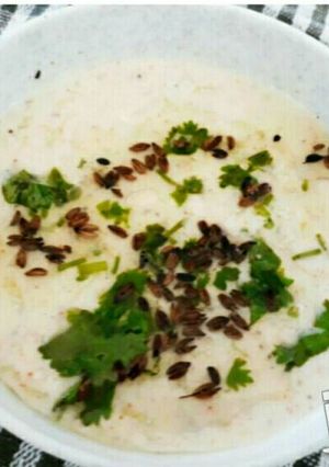 A picture of Cucumber Raita.