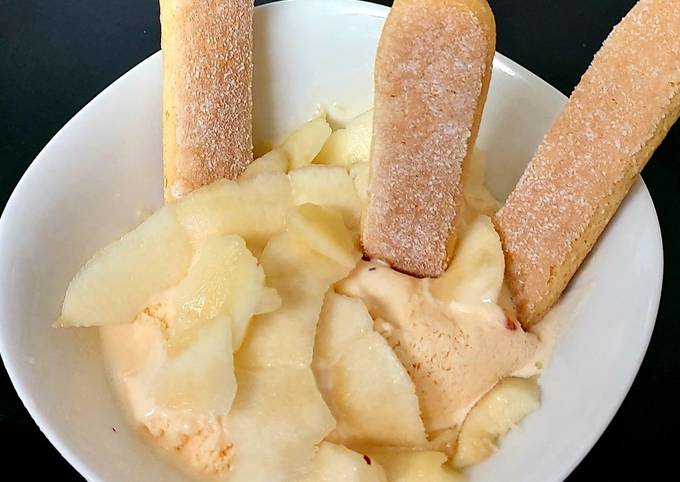 Recipe of Super Quick Homemade My Peaches, ice cream and sponge fingers. 😋