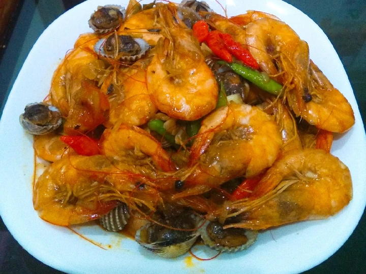 Cara Gampang Membikin Resep Udang and kerang dara masak saos tiram yang Lezat Anti Ribet, Menggugah Selera