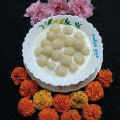 A picture of Suji Ras Malai.
