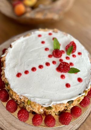 Une photo de Cheesecake framboises pistaches sans cuisson