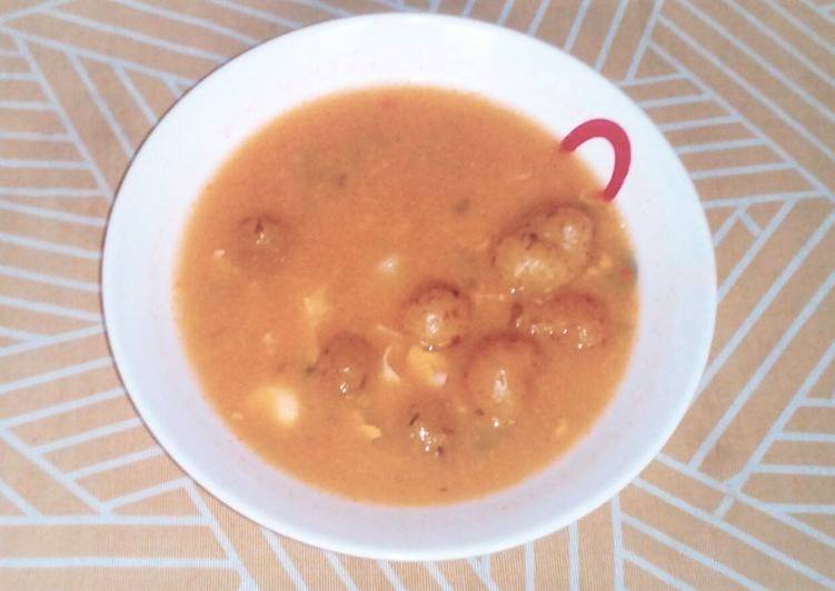 Sopa de mellocos con huevo