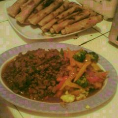 A picture of Minced meat with chapati.