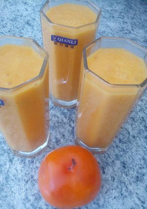 Una foto de Jugo especial de kaqui