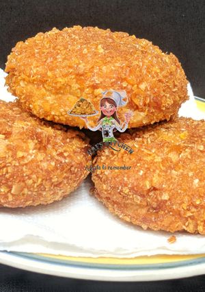 A picture of Deep fried bread chocolate.