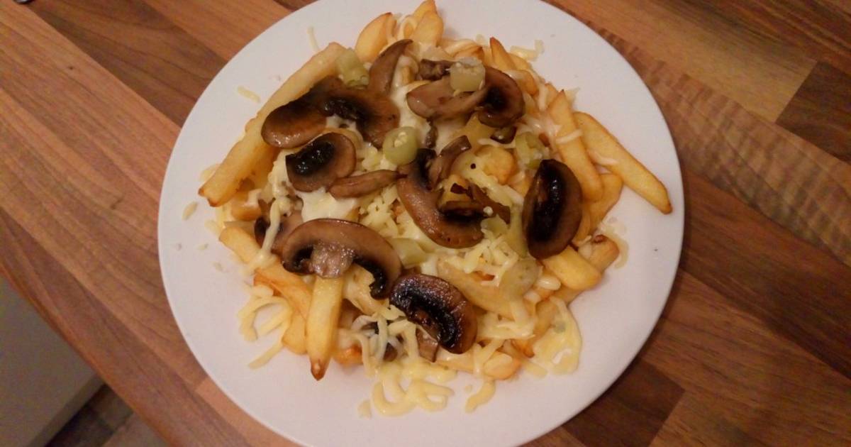 Cheesy fries with mushroom Recipe by Mai Tarek Cookpad