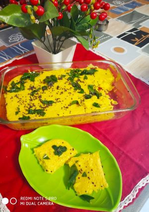 A picture of Sooji Besan Dhokla in Microwave.