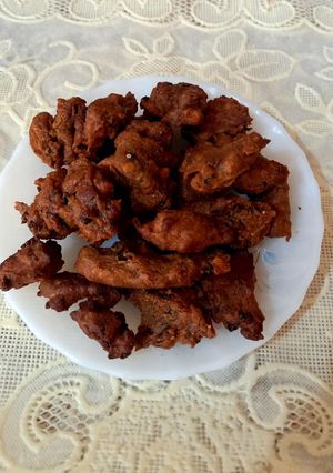 A picture of Crisp pakoray, left over sabat mash se.
