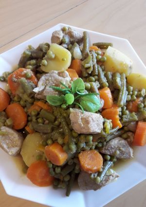 Une photo de Sauté de porc en jardinière