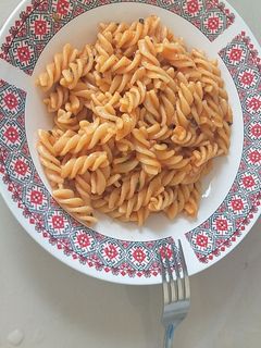 Una foto de Pasta en salsa de tomates