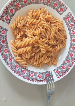 Una foto de Pasta en salsa de tomates