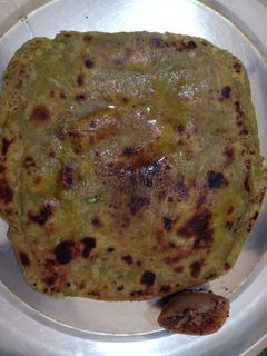 मेथी मूली पराठा (Methi mooli paratha recipe in hindi) रेसिपी मुख्य फोटो