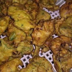 A picture of Besan Pyaz ke pakode.