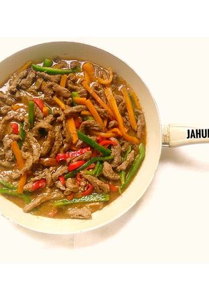 A picture of Shredded Beef Soup.