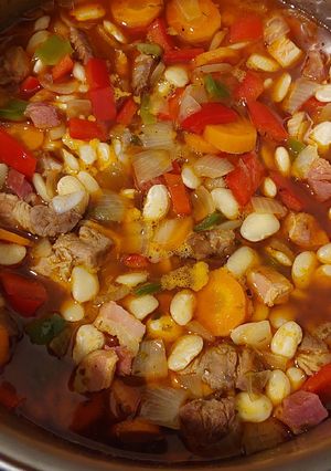 Una foto de Cazuela de porotos de manteca