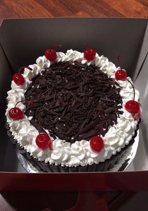 Foto resep Black forest cake recipe by me, enaaaaak bgt lhoo :)