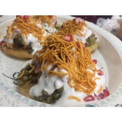 A picture of Sev Papri Chat.