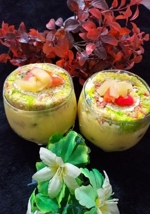 A picture of Rainbow Trifle.