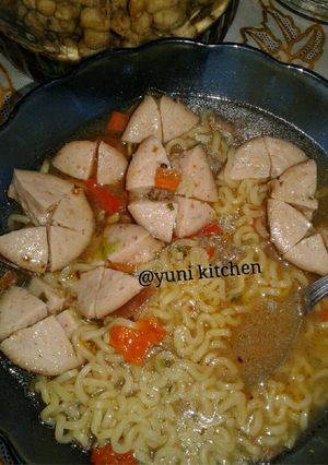 Foto resep Indomie sosis super pedass 🍲