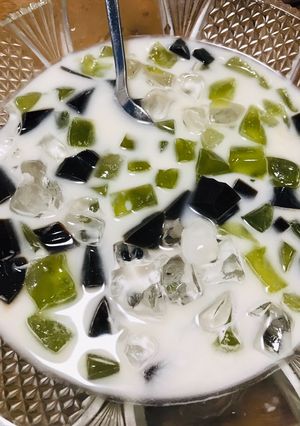 Hình của món Thạch rau câu cốt dừa.
