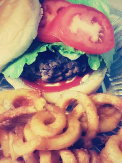 Una foto de HU3RAz♡ Hamburguesas Caseras☆
