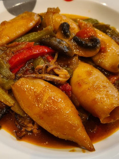 Una foto de Chipirones guisados con pimientos