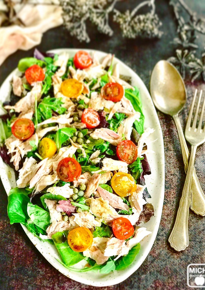 Una foto de Ensalada de perdiz en escabeche