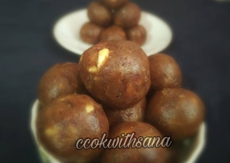 Easiest Way to Make Any-night-of-the-week Dates and Nuts Laddu