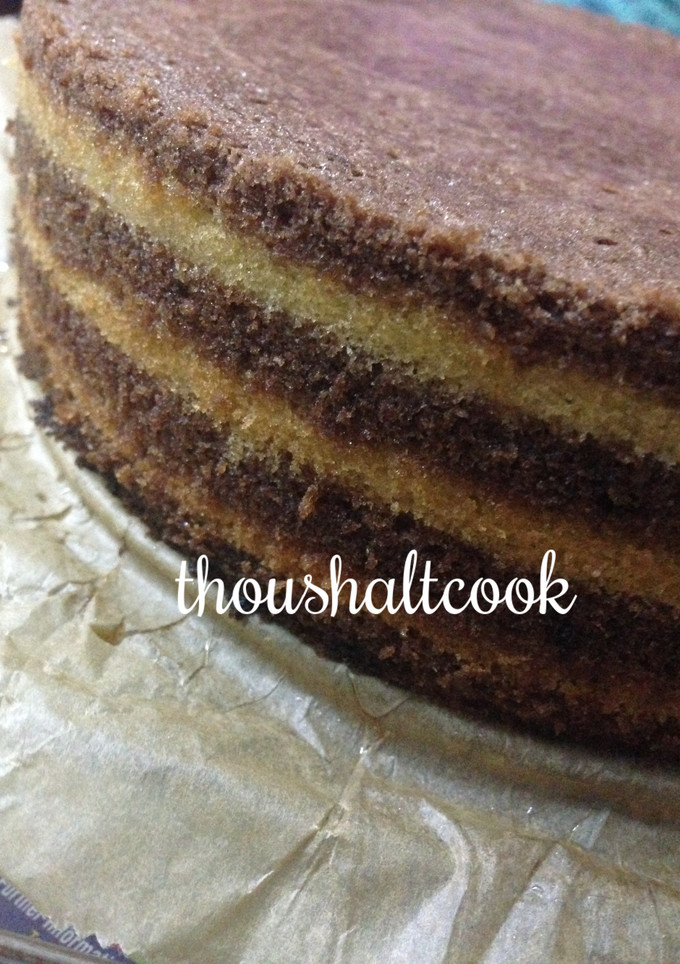 A picture of Many Layer cake/Tree cake.