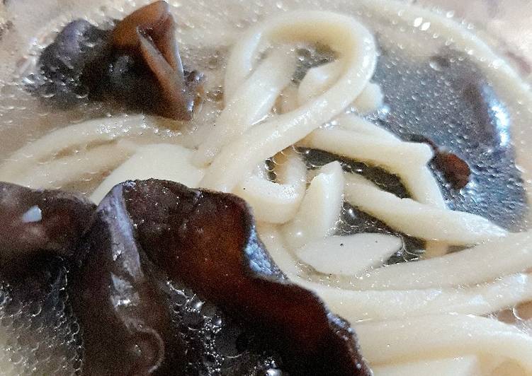 Udon kuah bawang