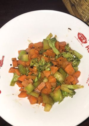 Foto resep Tumis Brokoli dan Wortel