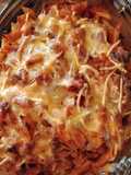 Macarrones a la boloñesa gratinados con cuatro quesos