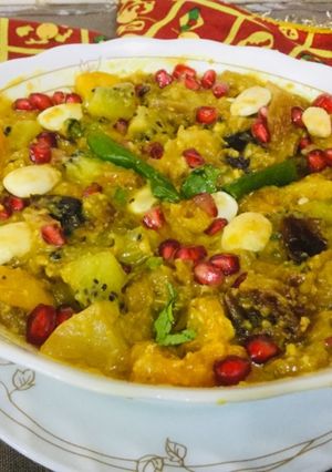 A picture of Fruits Korma.