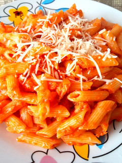 Una foto de Macarrones con atún