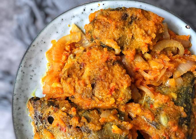Resipi Ikan Tongkol Masak Kunyit Berlada Oleh Nurul Akmal Mohamad Yusoff Cookpad