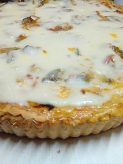 Una foto de Tarta de zapallitos, zanahoria y berenjena con masa casera